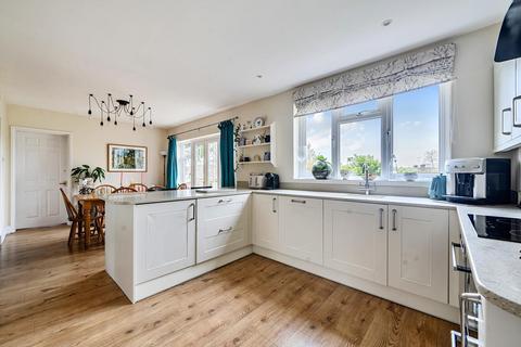 4 bedroom link detached house for sale, Clanfield Close, Chandlers Ford
