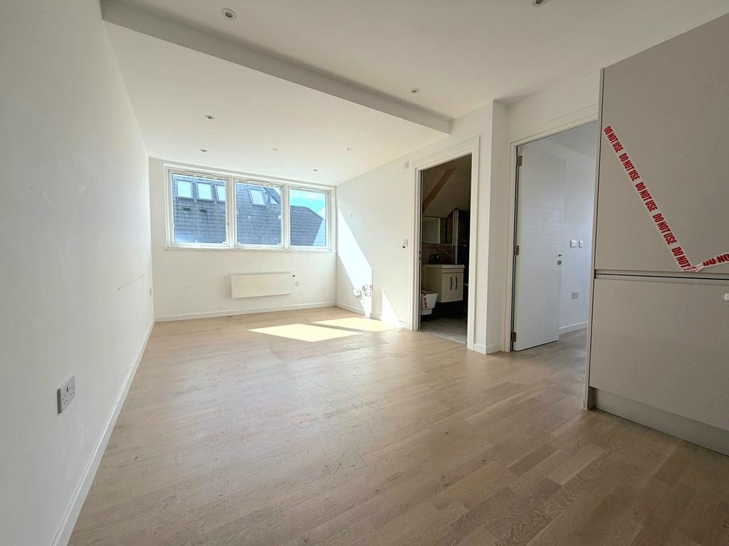 Reception/Kitchen