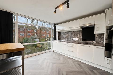 undefined, Harcourt Drive, HARROGATE