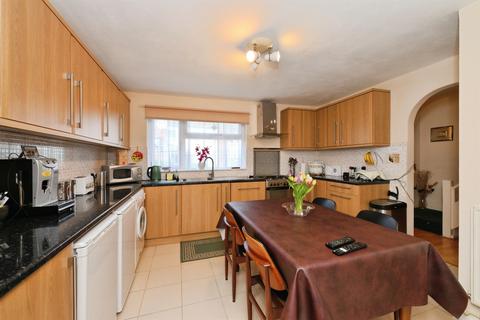 3 bedroom terraced house for sale, Little Cattins, Harlow