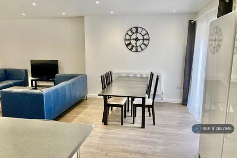 undefined, Lynwood Avenue, Egham, TW20