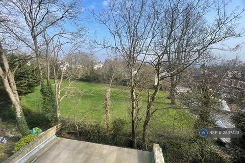 2 bedroom flat to rent, Fox Hill, London, SE19