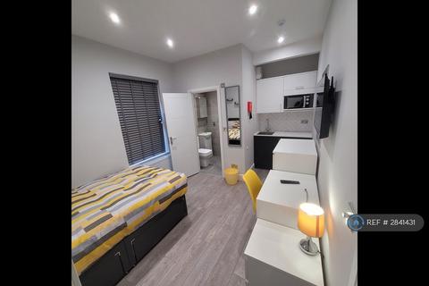 undefined, Suffolk Avenue, Southampton, SO15