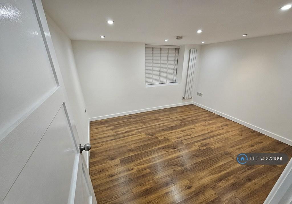 Double Bedroom