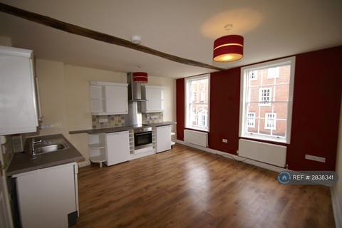 Off Britannia Square, Worcester, WR1