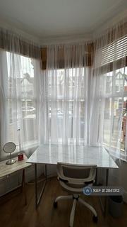 1 bedroom in a house share to rent, Windsor Road, London, NW2