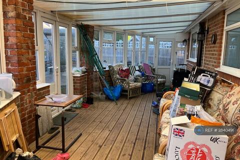 undefined, Guardswell Place, Seaford, BN25