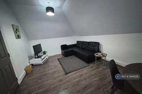 2 bedroom flat to rent, Blenheim Park Road, South Croydon, CR2
