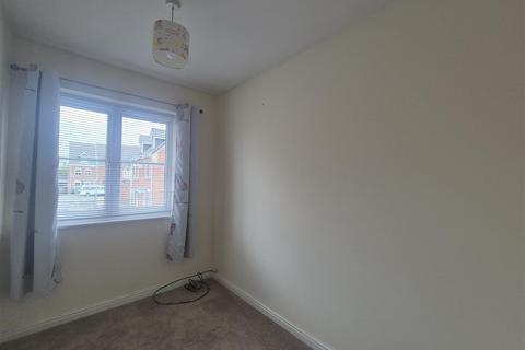 3 bedroom detached house to rent, Slater Close, Cradley Heath