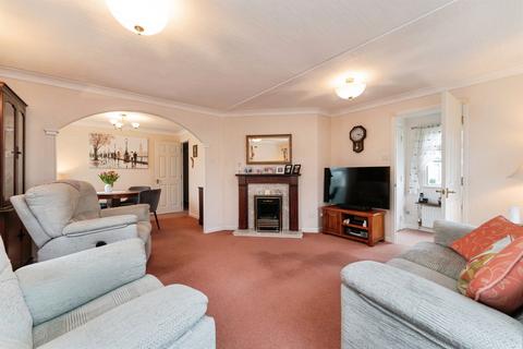 2 bedroom detached bungalow for sale, New Orchard Park, Littleport, Ely