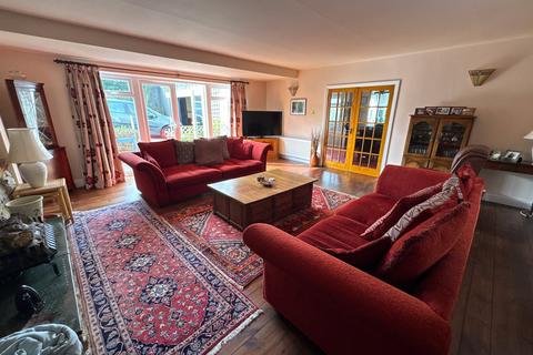 4 bedroom end of terrace house for sale, High Ridge, Bedlington NE22