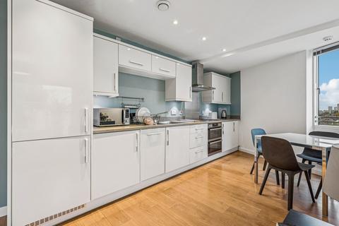 2 bedroom flat to rent, 7 Banister Road, W10