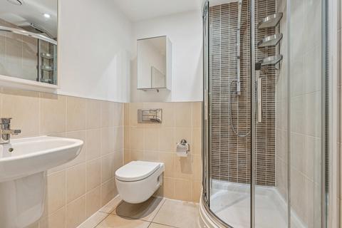 2 bedroom flat to rent, 7 Banister Road, W10