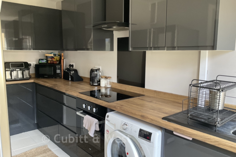 3 bedroom terraced house for sale, Braishfield Road, Havant PO9