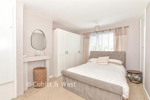 3 bedroom terraced house for sale, Braishfield Road, Havant PO9