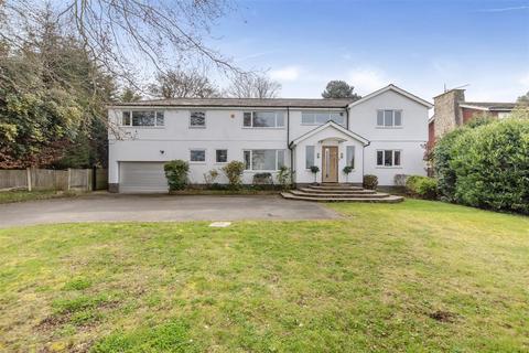 5 bedroom detached house for sale, Vicarage Lane, East Farleigh, Maidstone