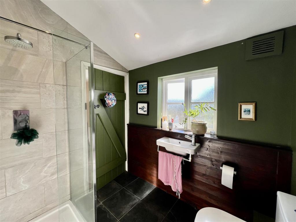 Downstairs shower room