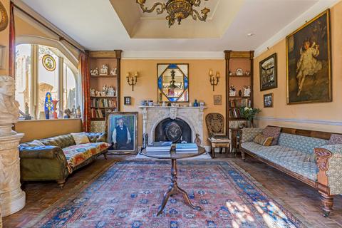 4 bedroom house for sale, High Street, Hadlow, TN11