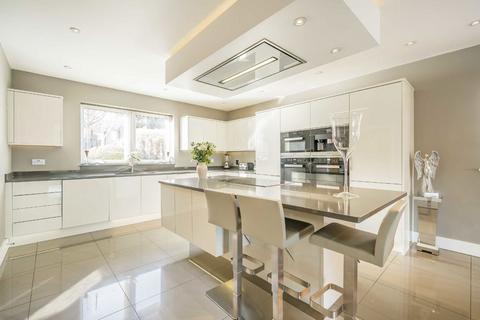 undefined, The Ridings, London W5