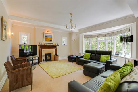 undefined, Trefnant, Dinas Powys, Vale Of Glamorgan, CF64 4HH