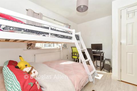 undefined, Seagull Close, Barking IG11