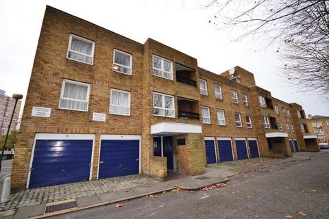 2 bedroom flat to rent, Hobday Street, Poplar, E14 6AZ