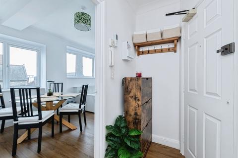 2 bedroom flat for sale, Upper Norwich Road, Bournemouth