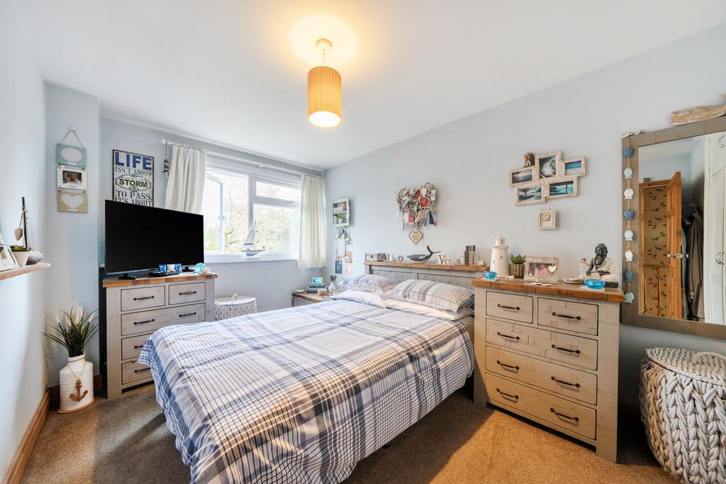 1432898-17-69c17a...