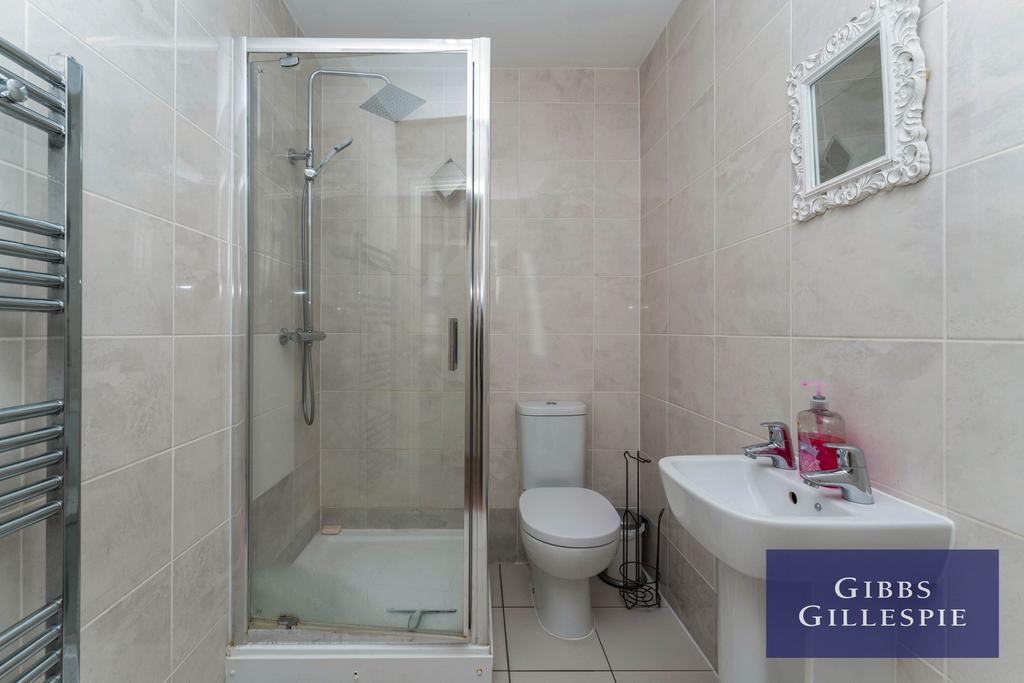 8 Down stairs shower
