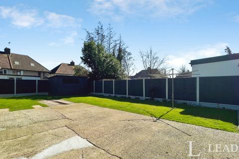 3 bedroom terraced house to rent, St. Chads Road, Tilbury, Essex, RM18