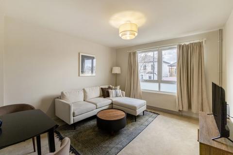 2 bedroom flat to rent, Lordship Lane London SE22