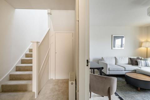 2 bedroom flat to rent, Lordship Lane London SE22