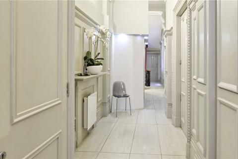 undefined, Queen's Gate Terrace, London, SW7