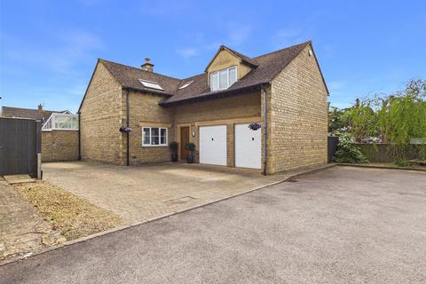 4 bedroom detached house for sale, Rectory Close, Bondend Road, Upton St. Leonards, Gloucester, GL4