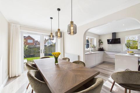 4 bedroom detached house for sale, Rectory Close, Bondend Road, Upton St. Leonards, Gloucester, GL4