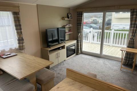 undefined, Porth, Newquay TR8