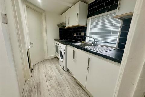 undefined, London Road, Southborough