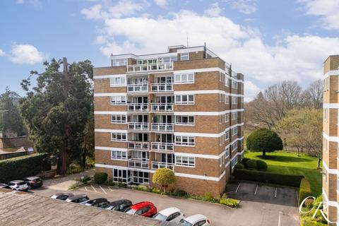 2 bedroom flat for sale, Albert Road, Cheltenham GL52
