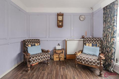 3 bedroom house for sale, Tresham Walk, London