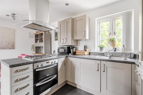 2 bedroom flat for sale, Dale End, Telford TF8