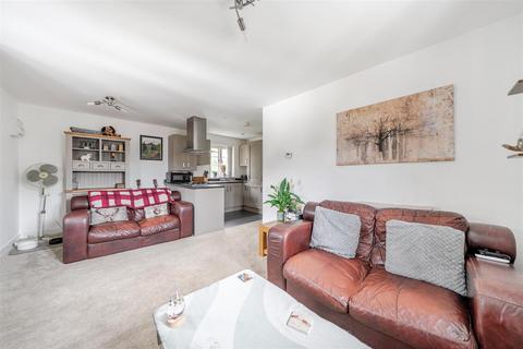 2 bedroom flat for sale, Dale End, Telford TF8