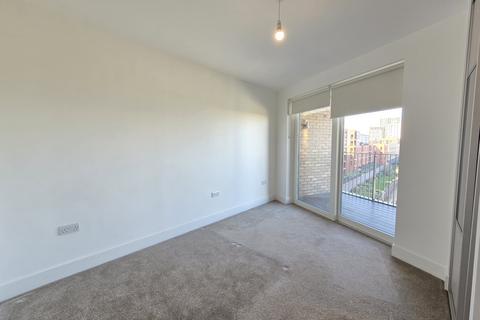 1 bedroom flat to rent, Lismore Boulevard, London, NW9