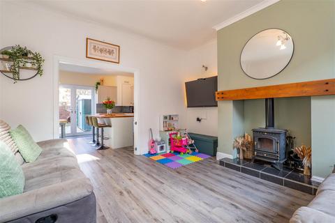 2 bedroom terraced house for sale, Beacon Street, Chorley
