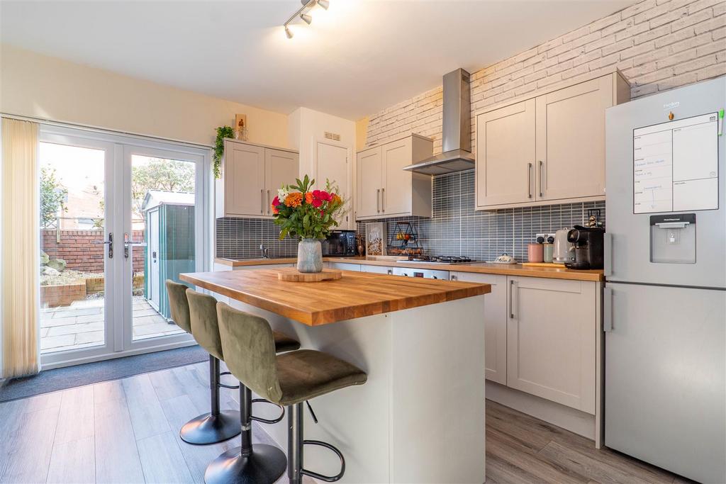 Kitchen/Breakfast Room