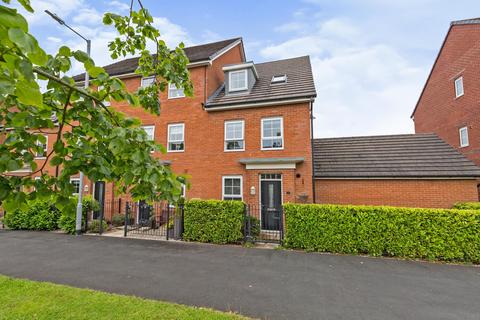 4 bedroom end of terrace house to rent, Factory Way, Lancashire PR7