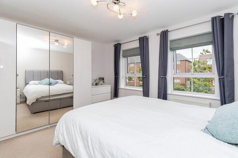 4 bedroom end of terrace house to rent, Factory Way, Lancashire PR7