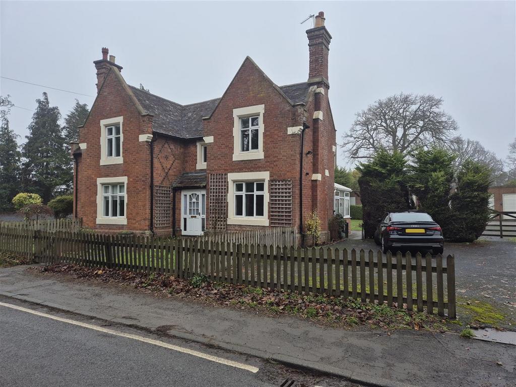 Stanmore Cottages Stourbridge Road 1.jpg