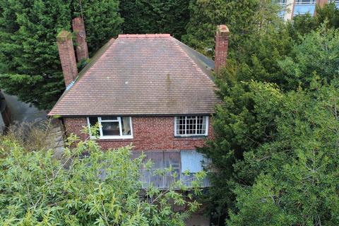 3 bedroom detached house for sale, Castle Road, Kidderminster