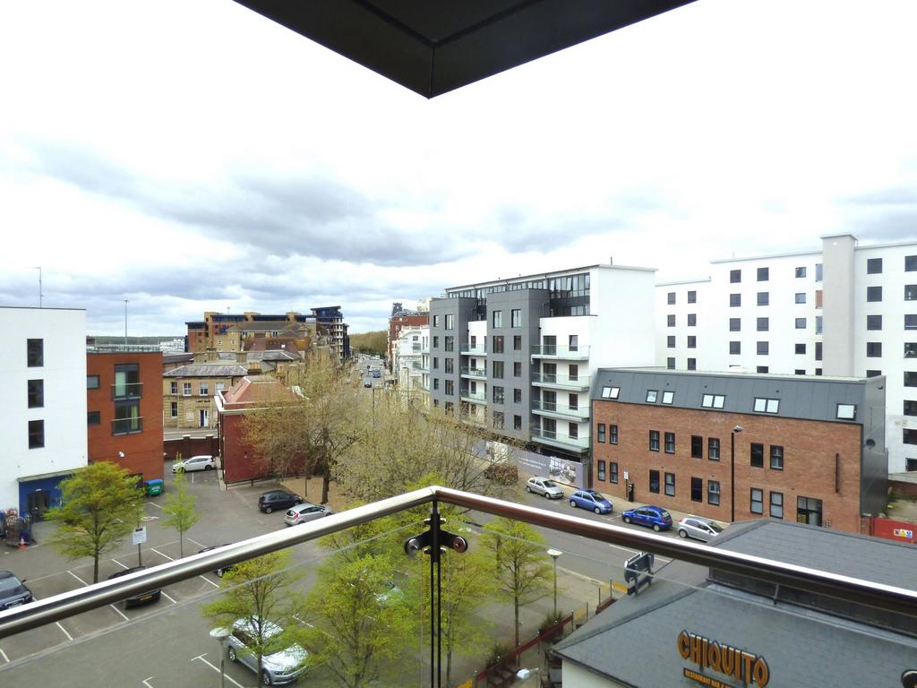 Photo 05