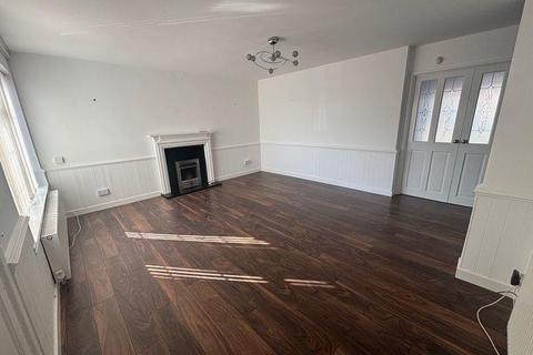 3 bedroom detached house to rent, Rossendale Way, Nuneaton